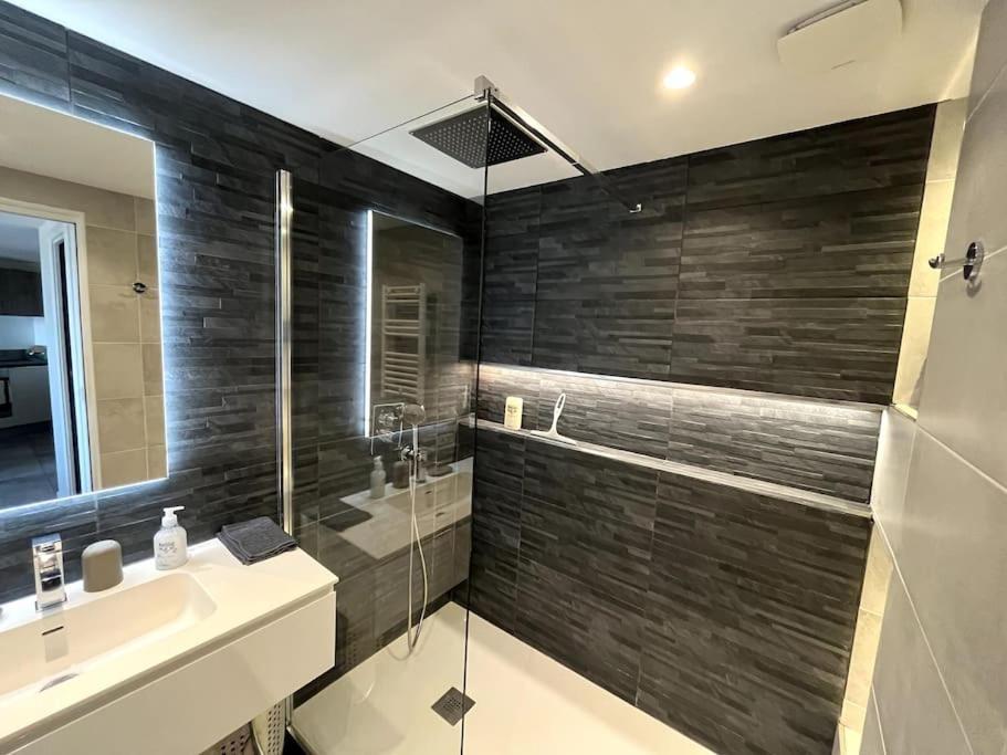 Appartement 2 Pieces Vue Mer, A Proximite De Tout Mandelieu Exteriör bild